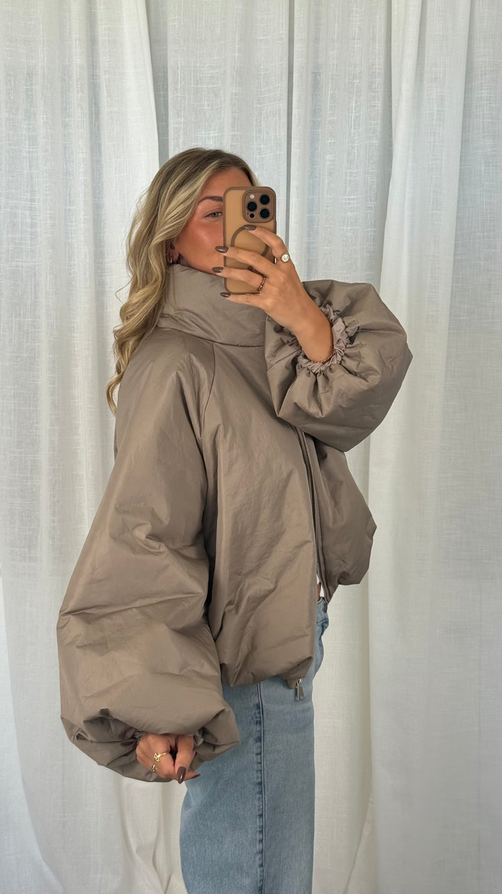 Puffy Jacket - Taupe