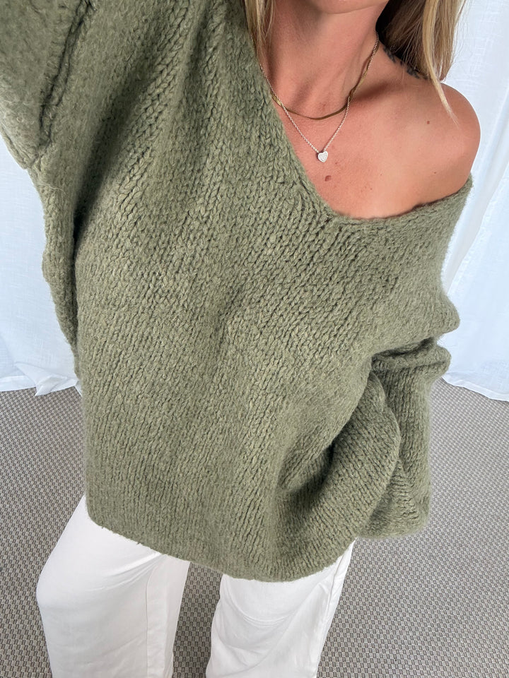 Pullover Fluffy Knit V - Khaki