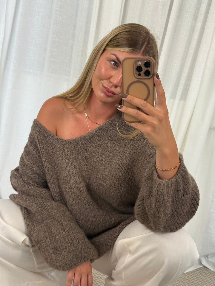 Pullover Fluffy Knit V - Dark Taupe
