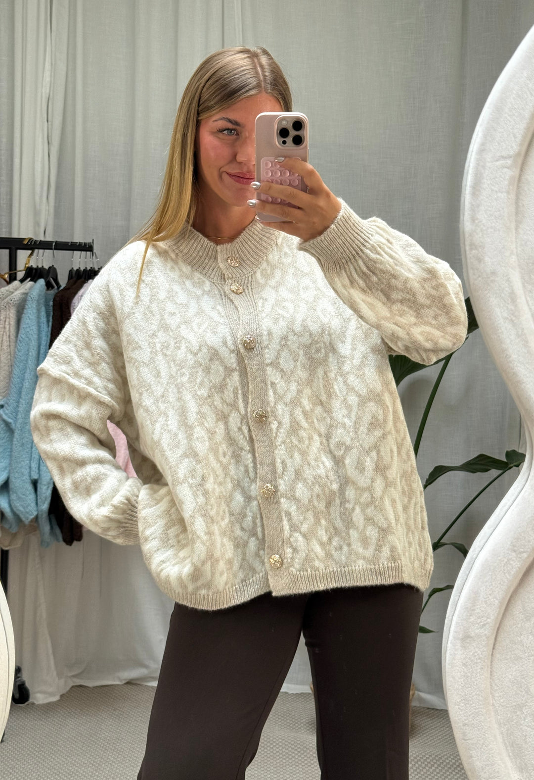 Cardigan Creme Leo