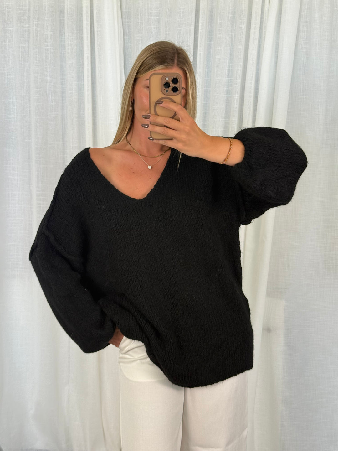 Pullover Fluffy Knit V - Schwarz