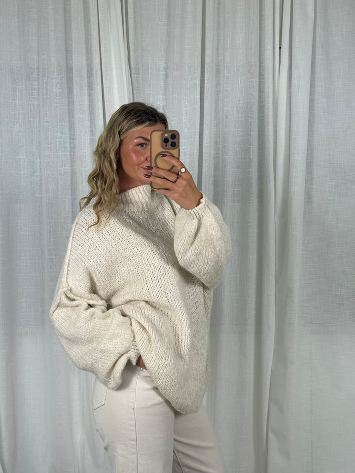 Pullover Oversize Soft Knit - Weiß