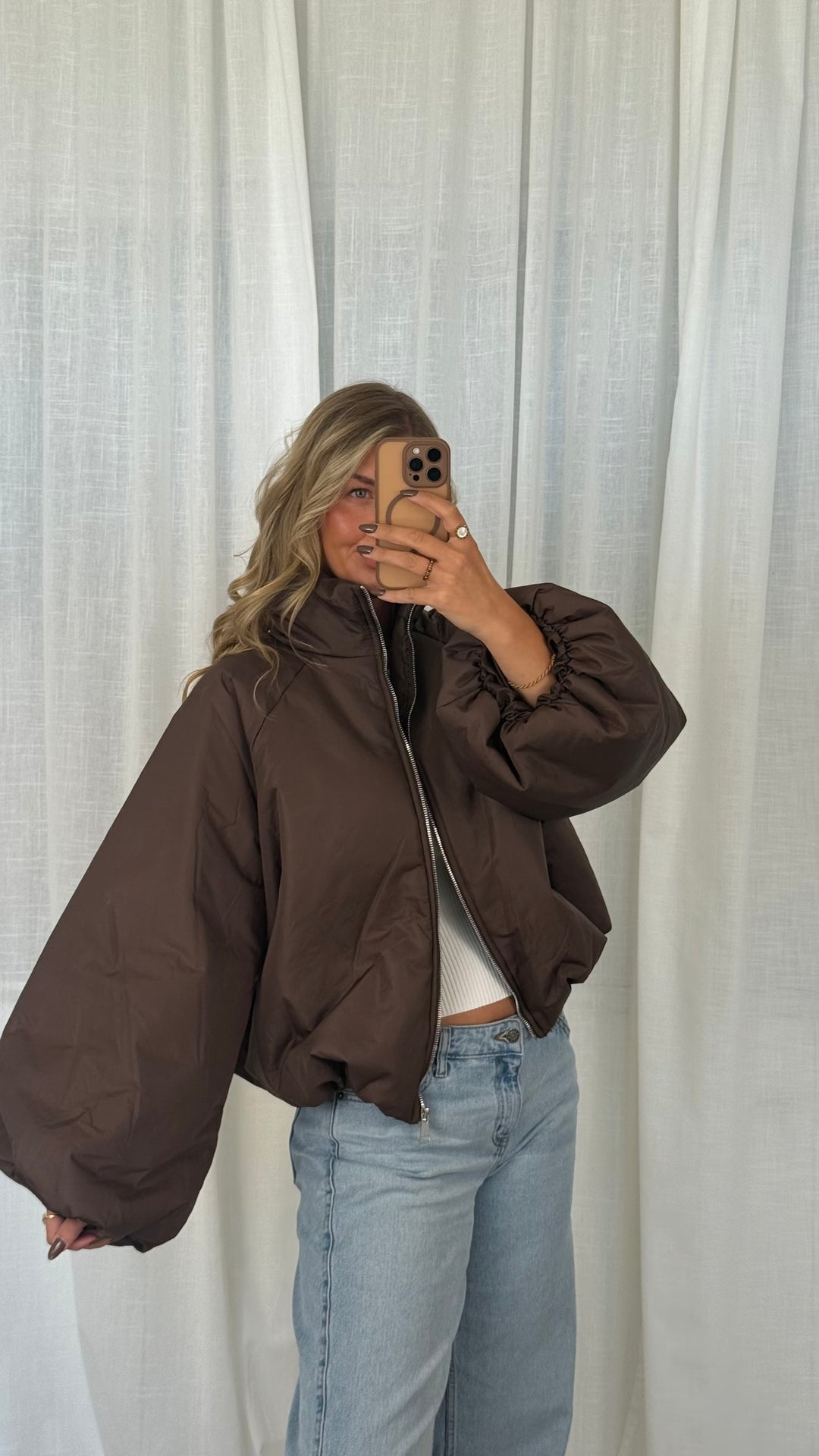 Puffy Jacket - Hot Chocolate