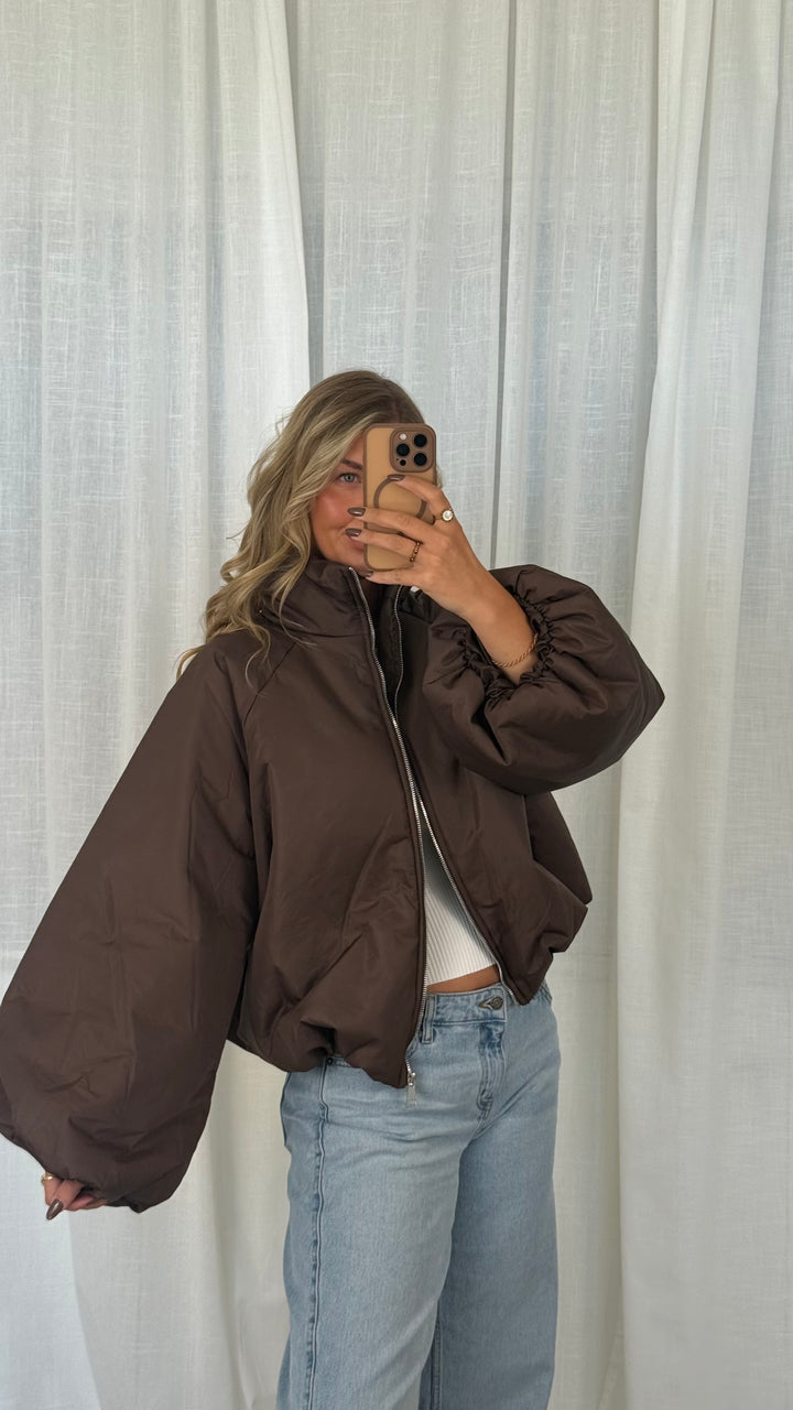 Puffy Jacket - Hot Chocolate