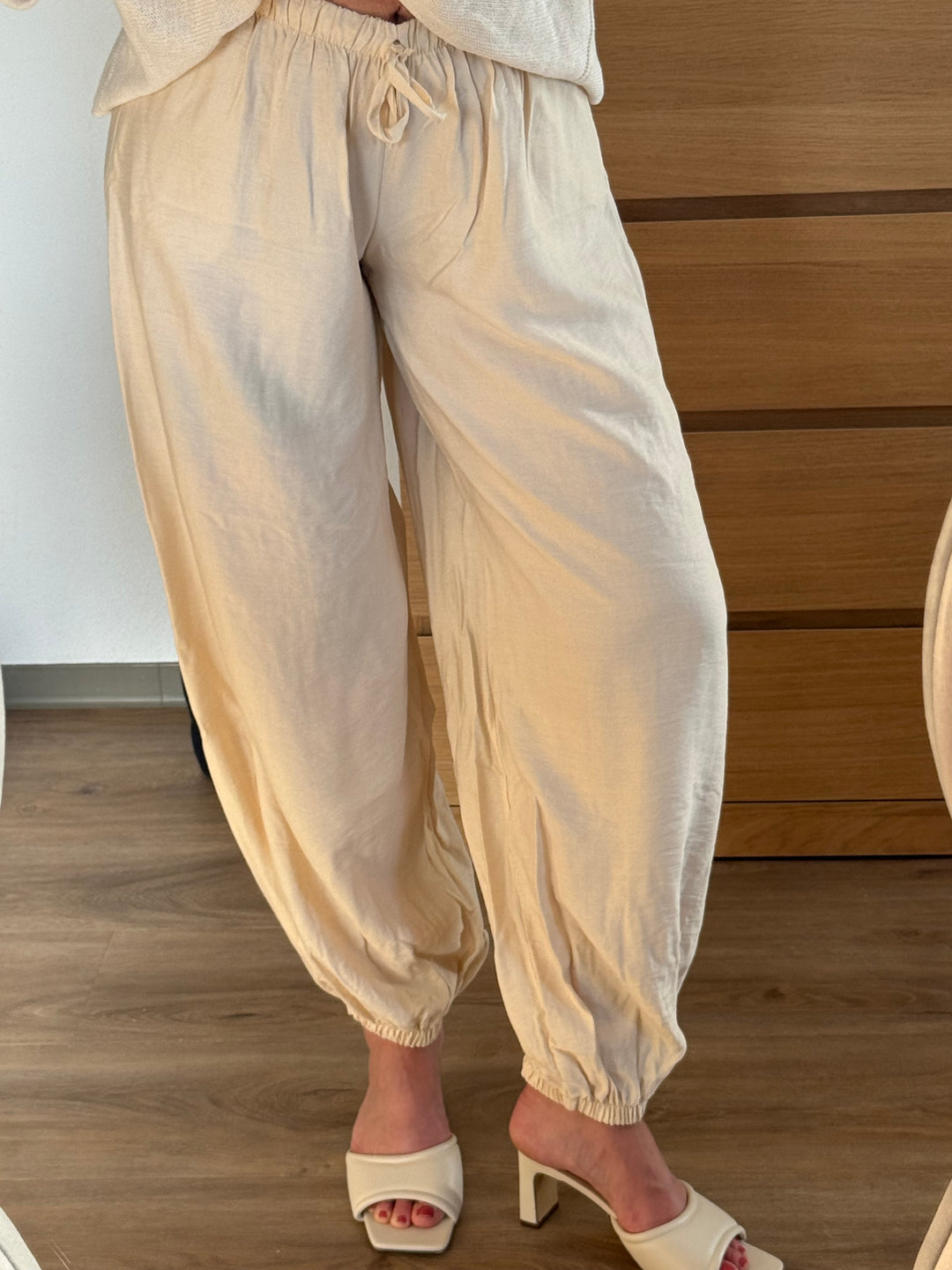 HOSE - CREME