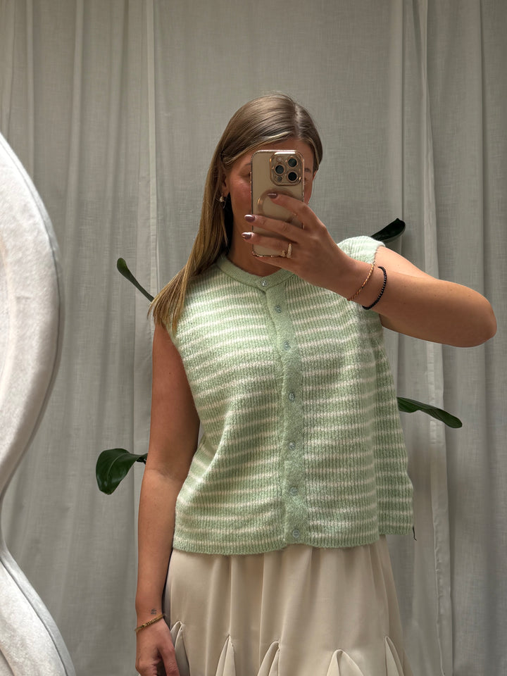 Ärmellose Strickweste - Grün