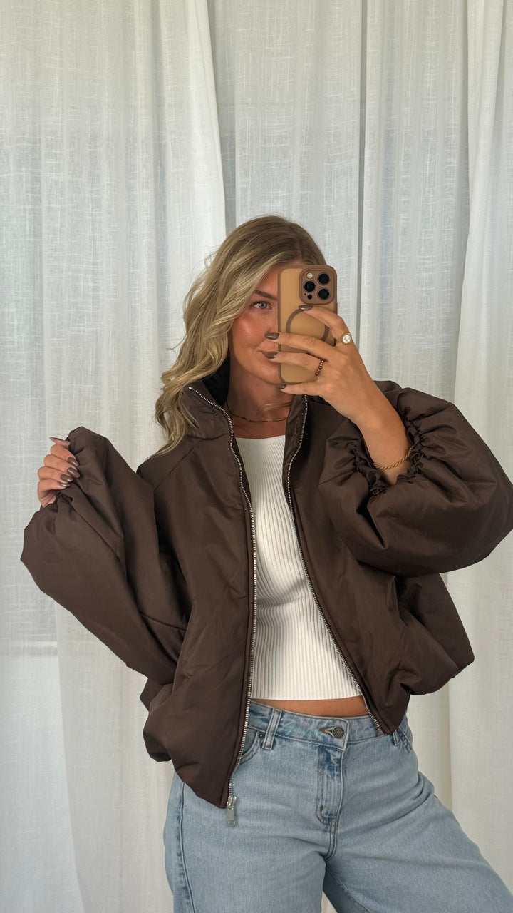 Puffy Jacket - Hot Chocolate