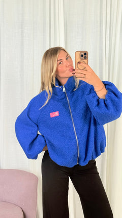 Kuschel Jacke mit Reißverschluss & Patch - Königsblau