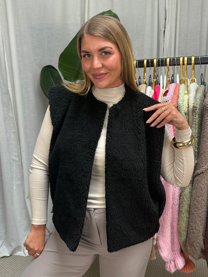 Teddy Weste - Schwarz