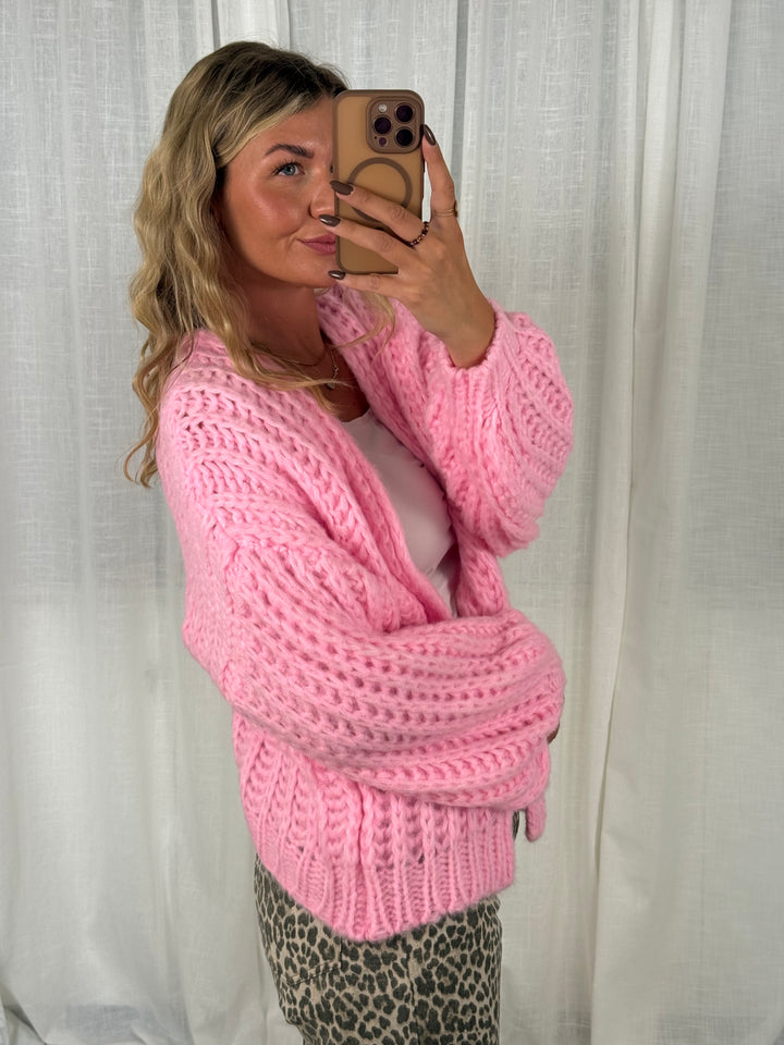 Grobstrick Cardigan Chunky Soft – Candypink