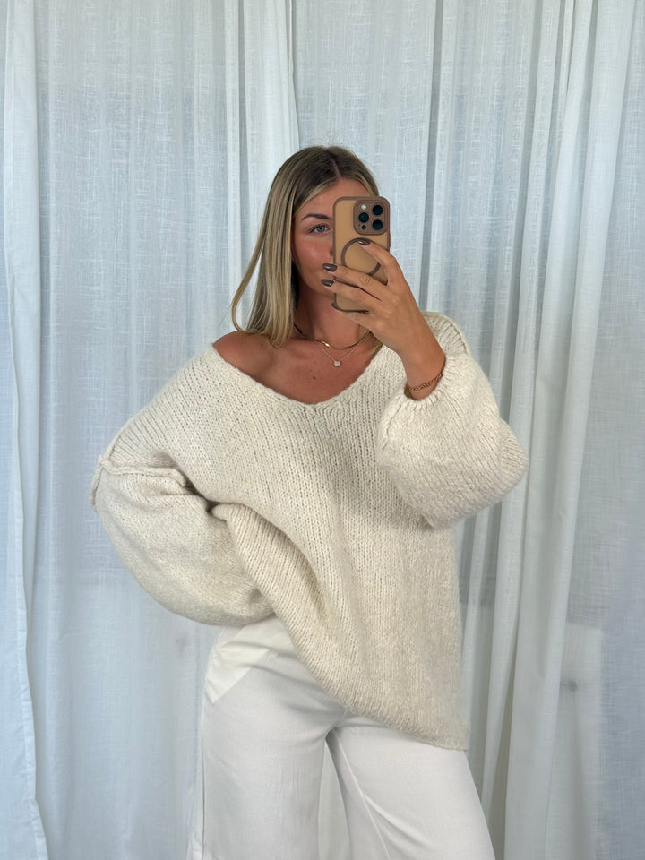 Pullover Fluffy Knit V - Weiß