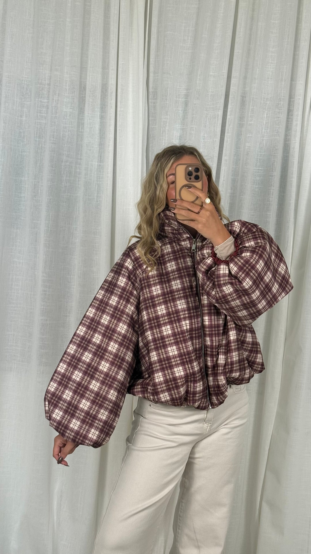 Karo Puffy Jacket - Burgundy