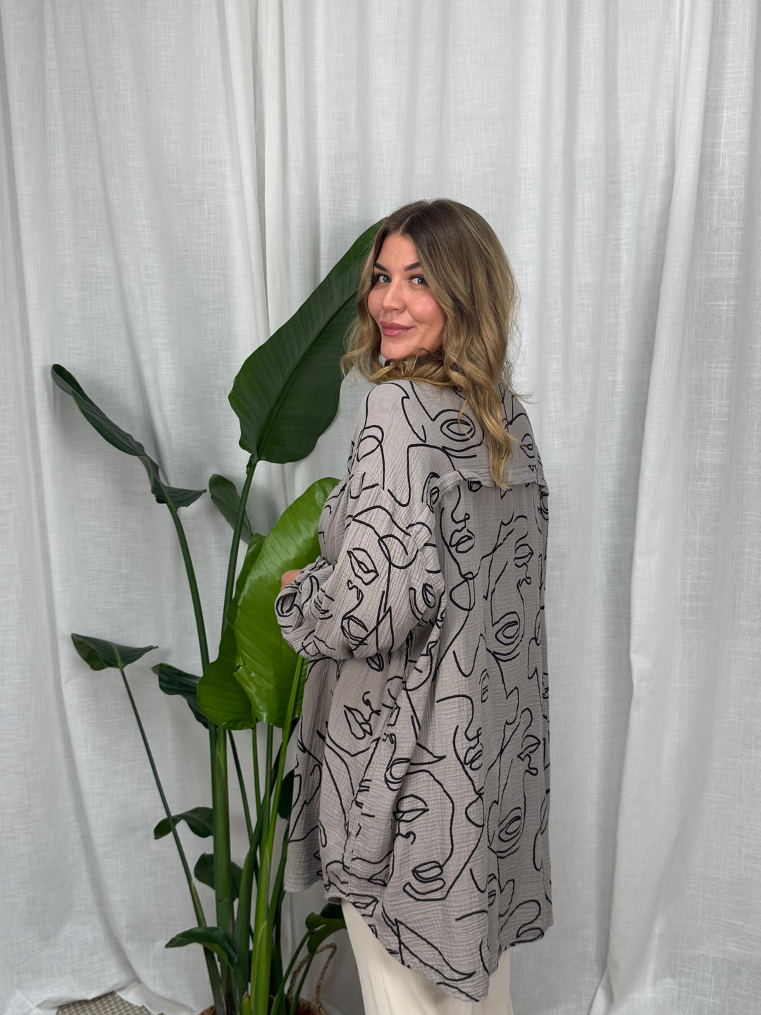 Musselin Bluse Faces - Lang in Stone/Muster