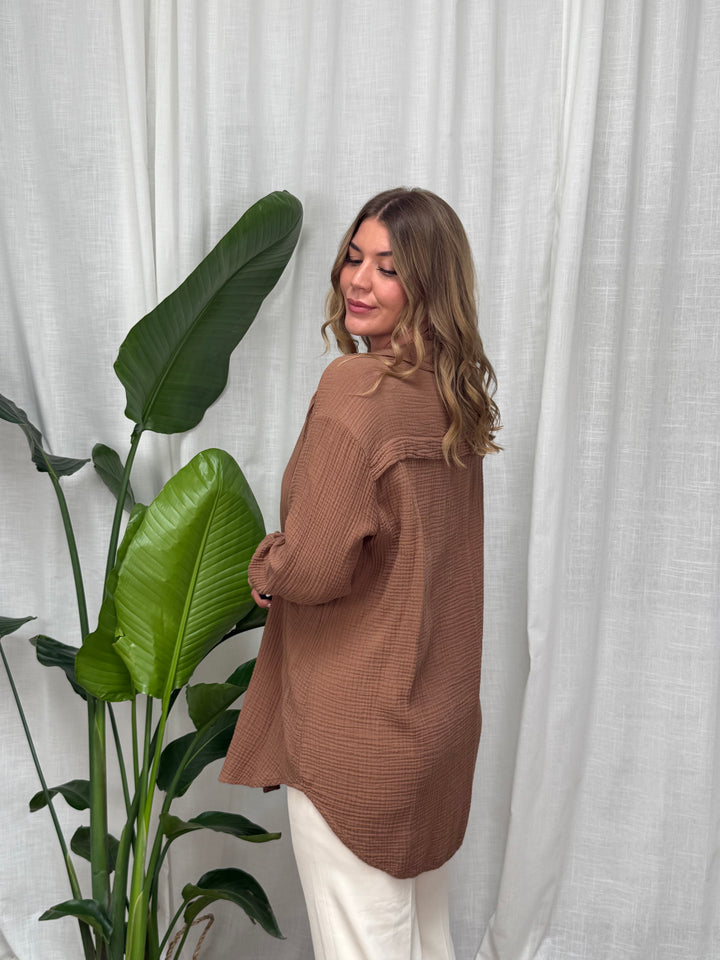 Musselin Bluse Maui - Lang in Nougat Braun
