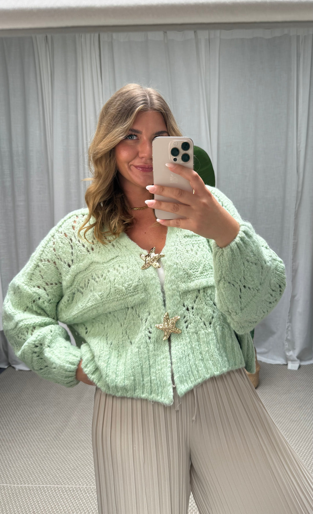 Cardigan Starfish - Ice Pistachio