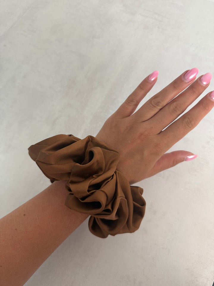 Hair Scrunchie - XL Braun