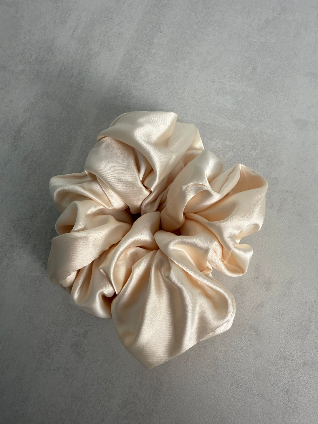 Hair Scrunchie - XL Creme
