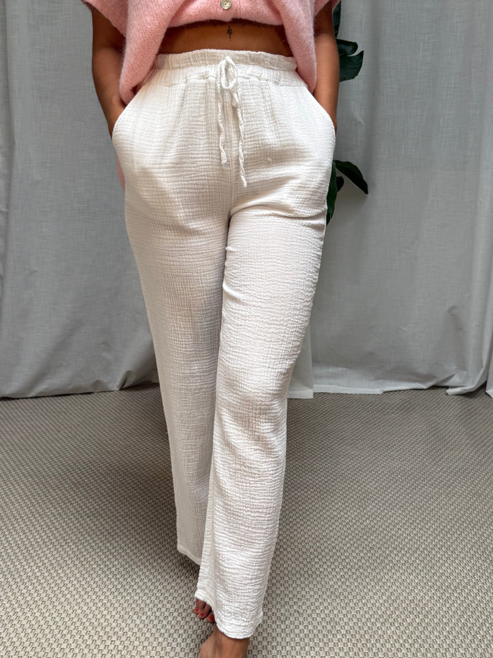 Musselin Hose Eleni – Weiß