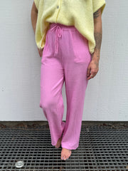 Musselin Hose Eleni – Candy Pink