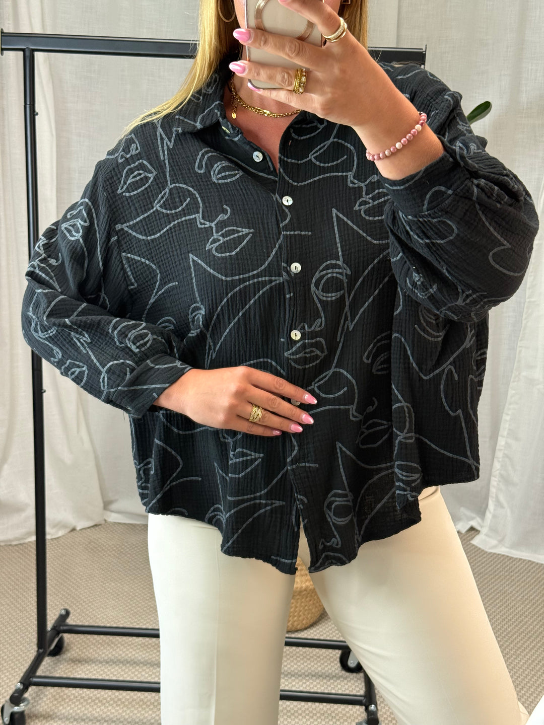 Musselin Bluse Faces - Kurz/Muster Schwarz