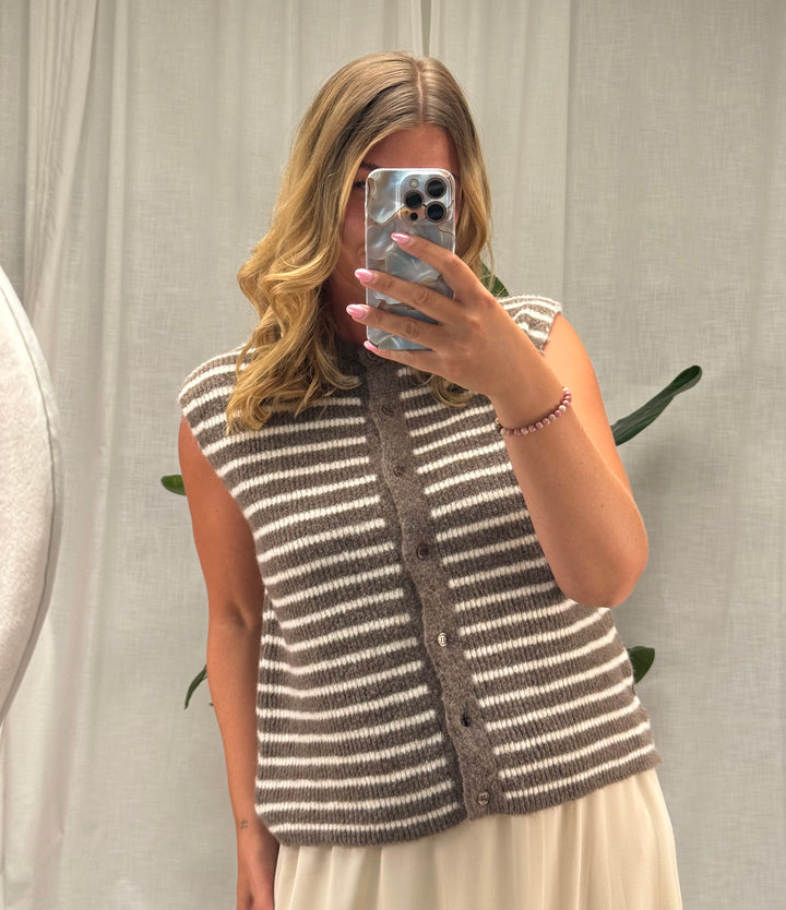 Ärmellose Strickweste - Braun/Beige